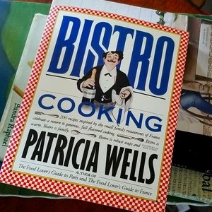 Bistro Cooking by Patricia Wells 1989 cookbook softcover preowned Book